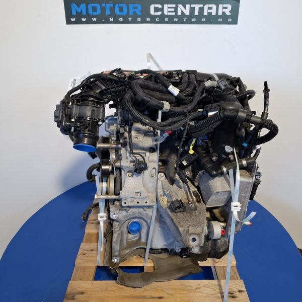 BMW 520D G30 - 2018. Motor code: B47D20A