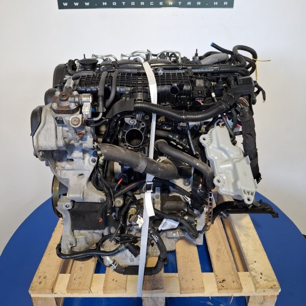 VOLVO V90 - 2017. Motor code: D4204T9