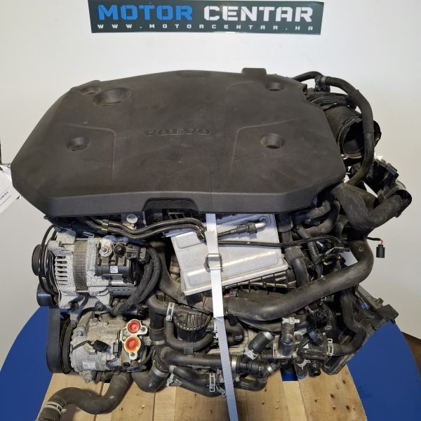 VOLVO V60 2.0 D D4 - 2022. Motor code: D420T8