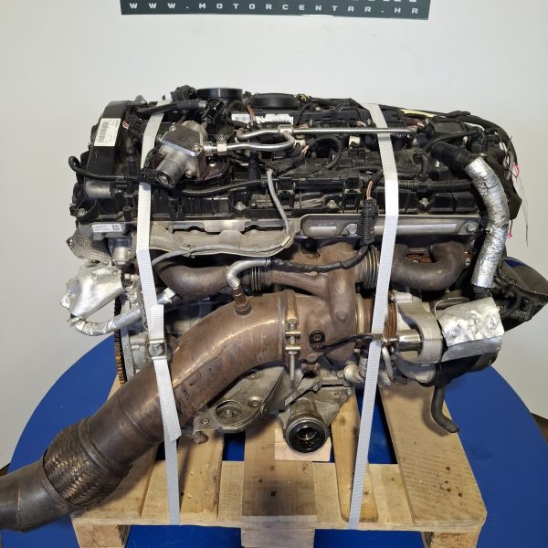 BMW 3 GT F34 - 2016. Motor code: B58B30A