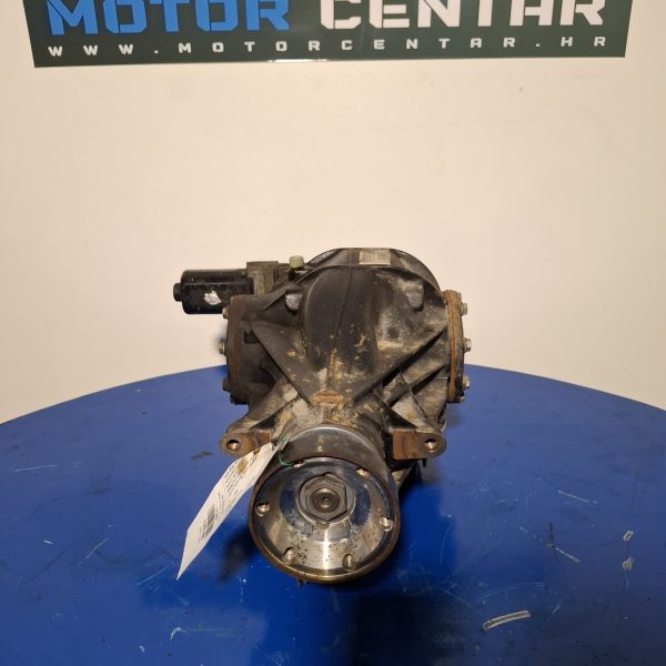 Diferencijal za BMW M5 4.4 V8 F10/F11/F18 OEM: 33 10 8090474